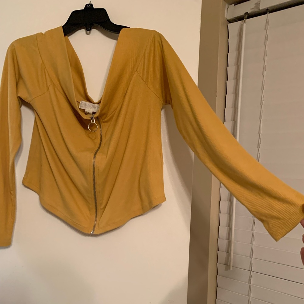 Forever 21 Mustard Zip-Up Off the Shoulder Top Size 2X